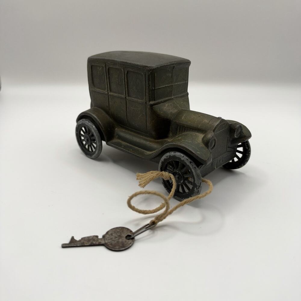 Banthrico 1927 Lincoln Brougham Coin Bank Citizens Bank Key